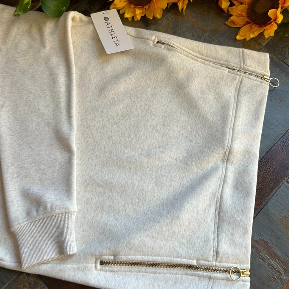 **👏HOST PICK👏 ** Athleta Cozy Karma Side Zip Funnel Neck NWT - Picture 9 of 13